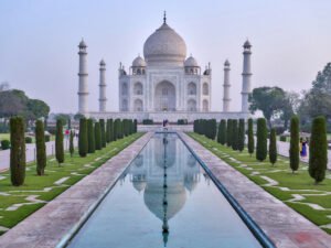 LGIM India julian-yu-_WuPjE-MPHo-unsplash