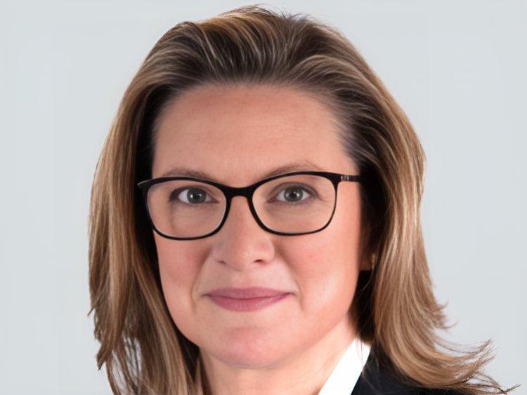 Ryan Jennifer Lazard Asset Management