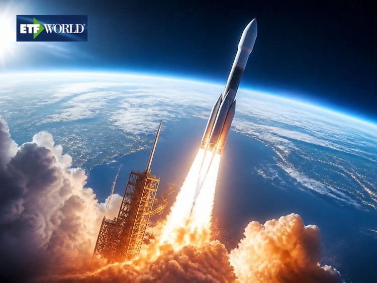 ETFWorld Space Economy Razzo in fase di lancio verso l'orbita terrestre bassa, simbolo della crescita della space economy